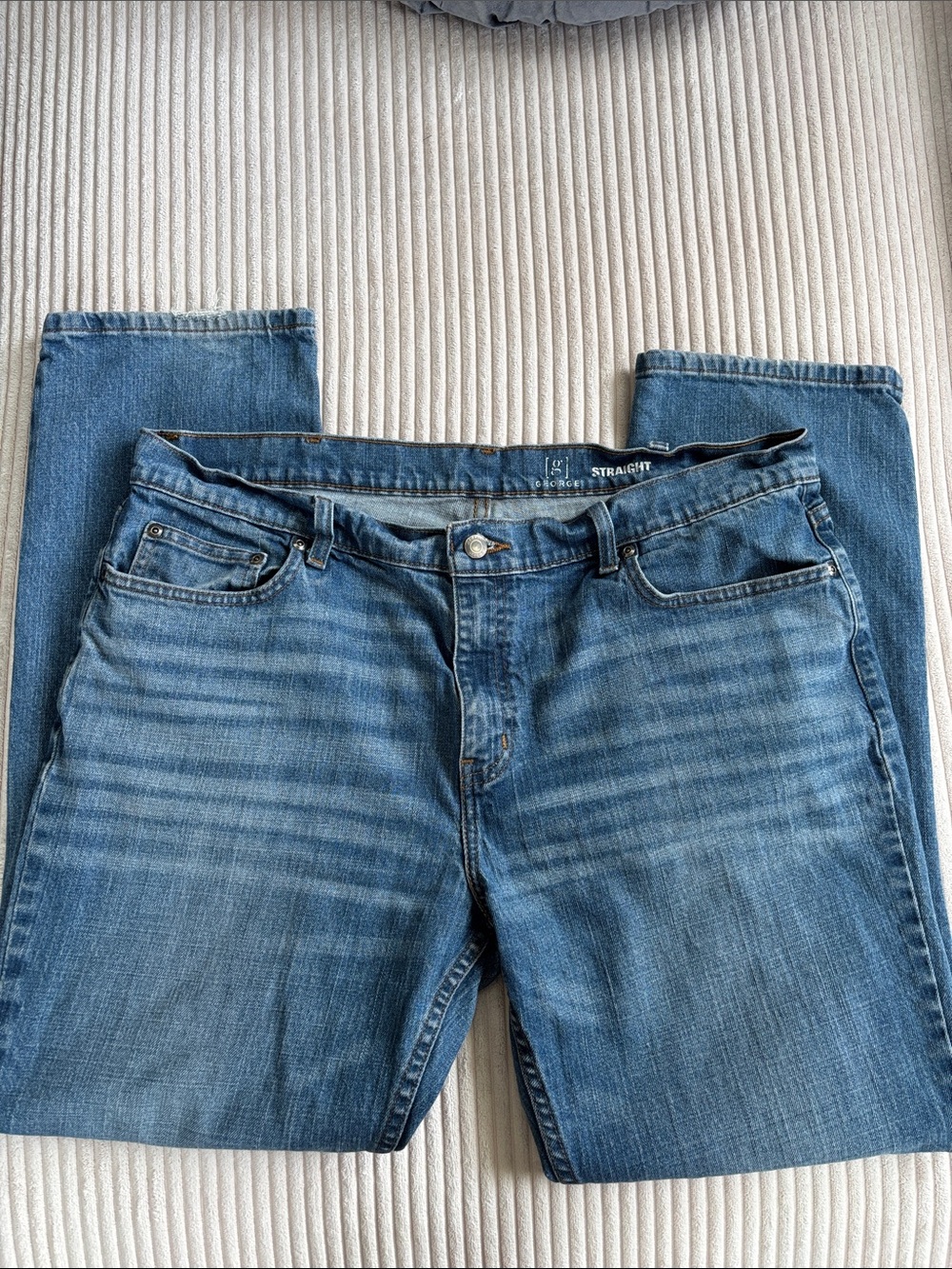 George Straight Fit Men's Jeans in Medium Blue Denim